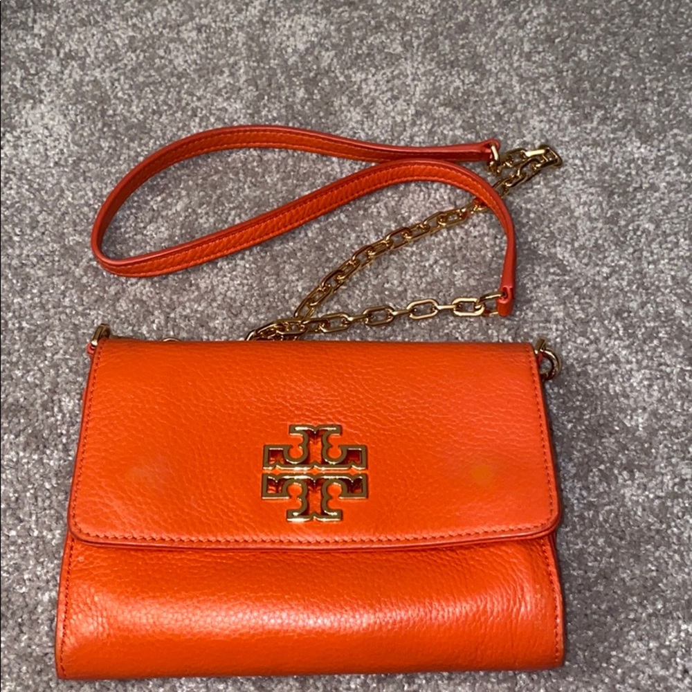 Orange Tory Burch Britten Chain Wallet
